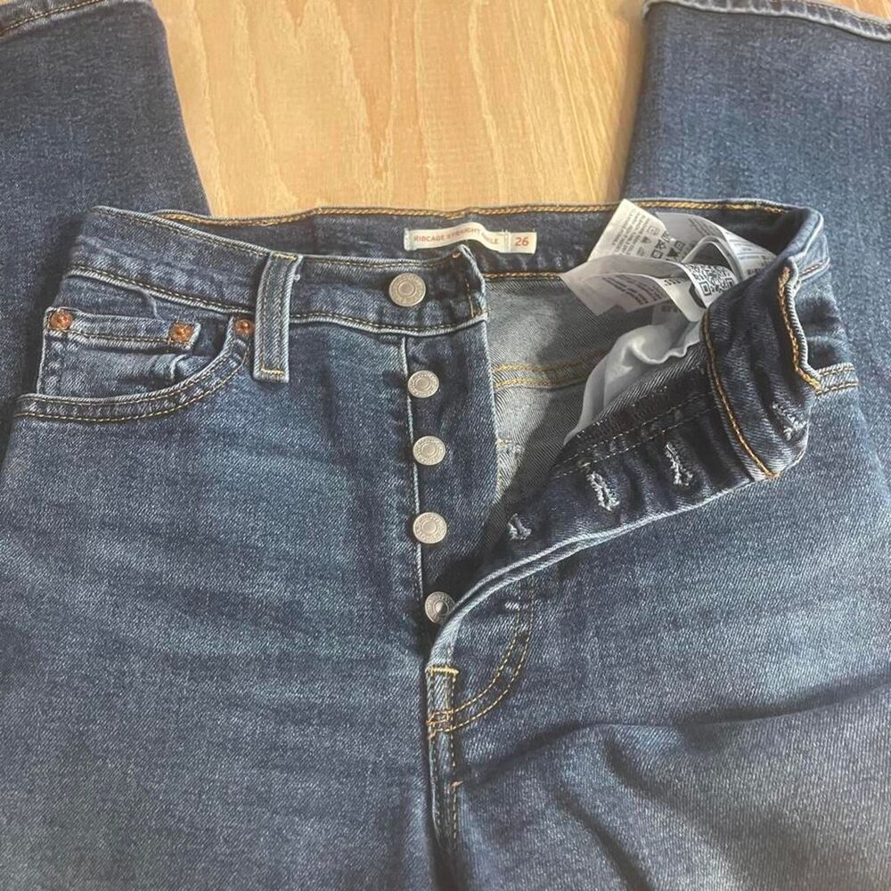 Levi-s Women's Navy and Blue Jeans